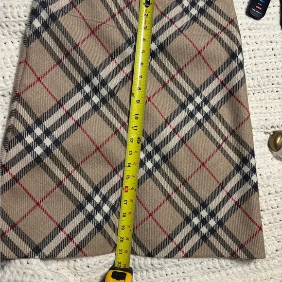 Burberry skirt - Picture 10 of 10
